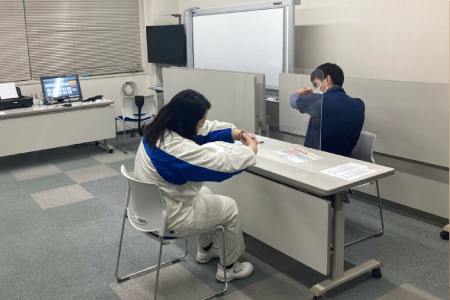スタッフ派遣